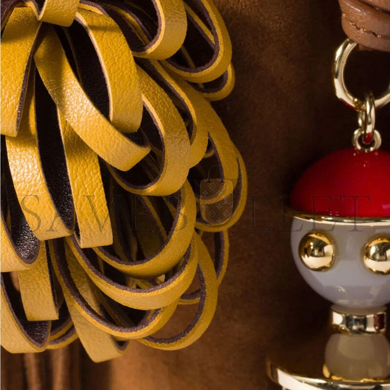 MIU MIU SUEDE BAG WITH TRICK 5BA295 (37*24cm) 